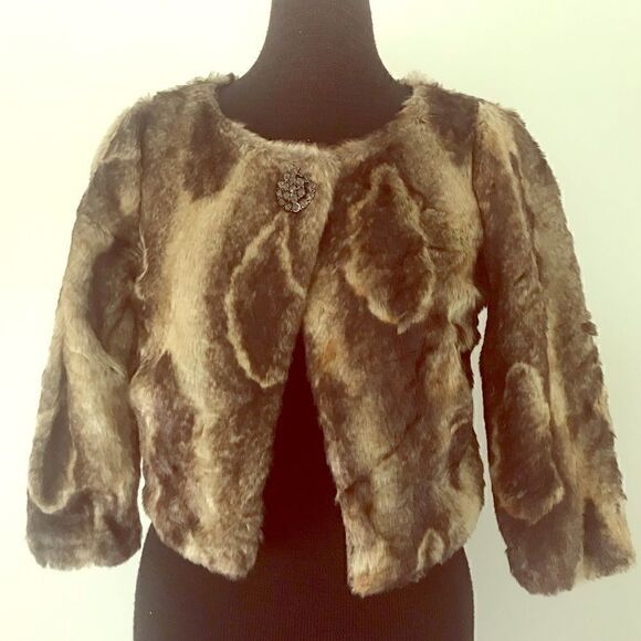 GB Women’s Faux Fur Crop Jacket - Picture 1 of 5